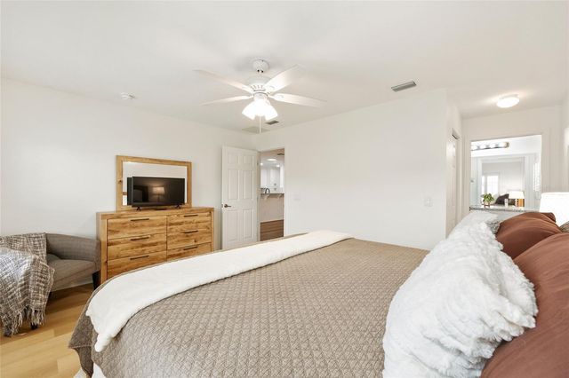 9042 SW 102ND CIRCLE, Ocala, FL 34481