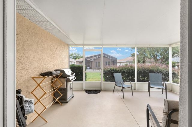 9042 SW 102ND CIRCLE, Ocala, FL 34481