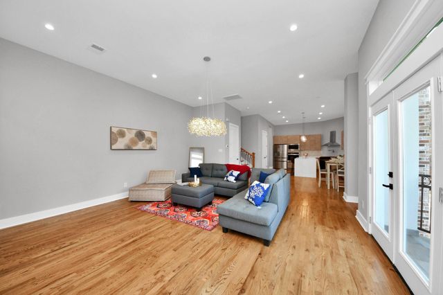 1003 E 28th Street, Houston, TX 77009