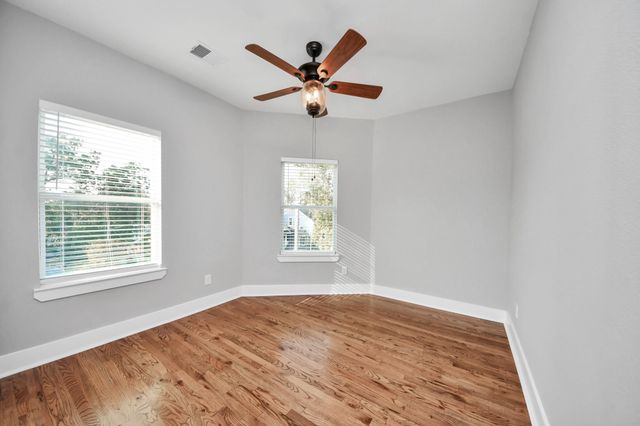 1003 E 28th Street, Houston, TX 77009