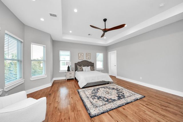 1003 E 28th Street, Houston, TX 77009