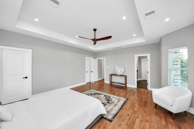 1003 E 28th Street, Houston, TX 77009