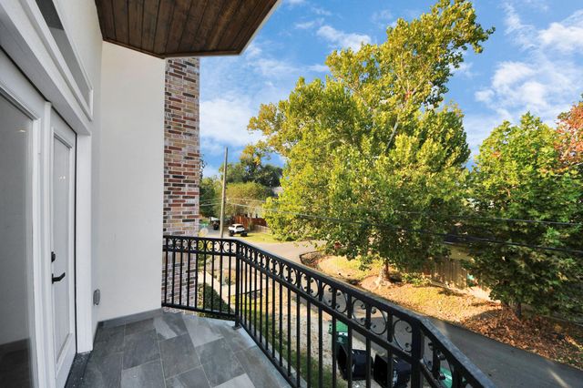 1003 E 28th Street, Houston, TX 77009