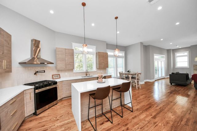 1003 E 28th Street, Houston, TX 77009