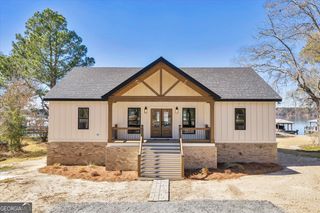 432 Lakeshore Drive, Cordele, GA 31015