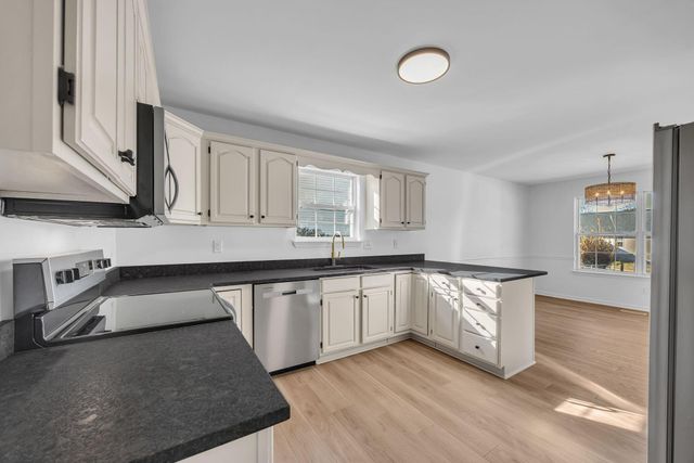 401 Bluff View Drive, Ringgold, GA 30736