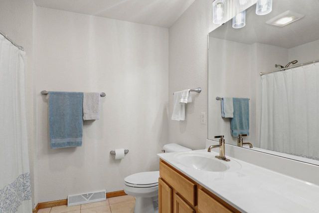 2914 Kentville Drive, Sun Prairie, WI 53590