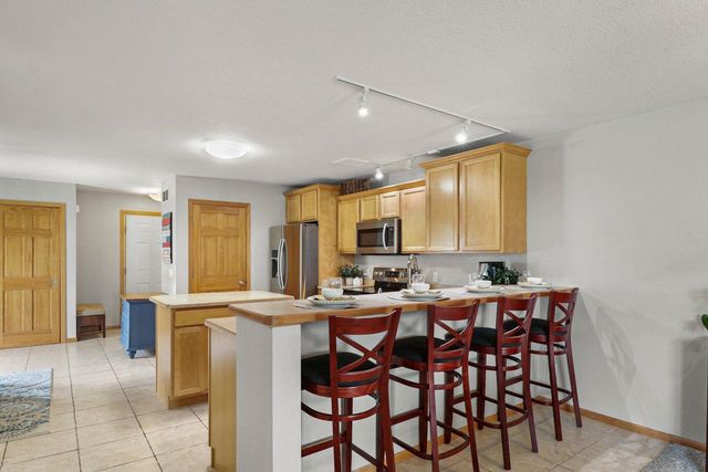2914 Kentville Drive, Sun Prairie, WI 53590