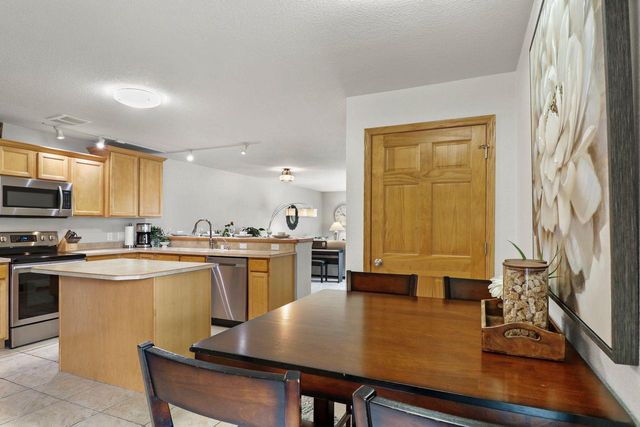 2914 Kentville Drive, Sun Prairie, WI 53590