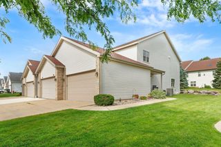 2914 Kentville Drive, Sun Prairie, WI 53590