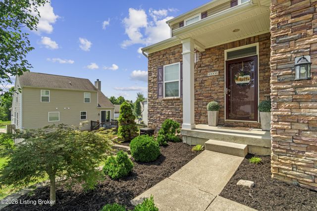 10008 Clove Tree Ct, Louisville, KY 40228