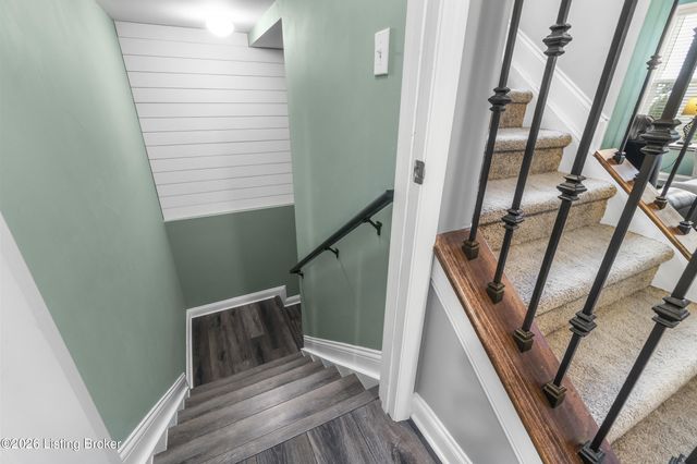 10008 Clove Tree Ct, Louisville, KY 40228