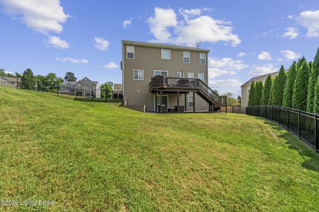 10008 Clove Tree Ct, Louisville, KY 40228