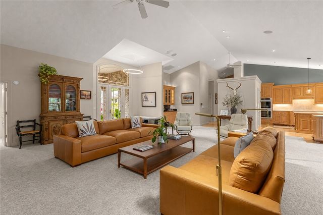 16 Ellwood Circle, Bella Vista, AR 72715