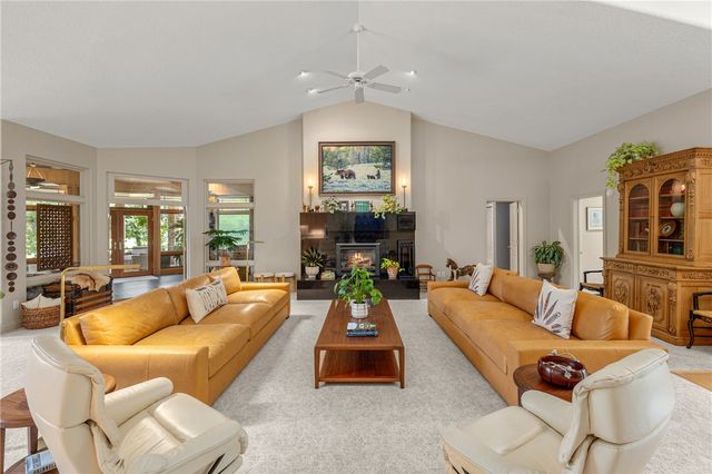 16 Ellwood Circle, Bella Vista, AR 72715