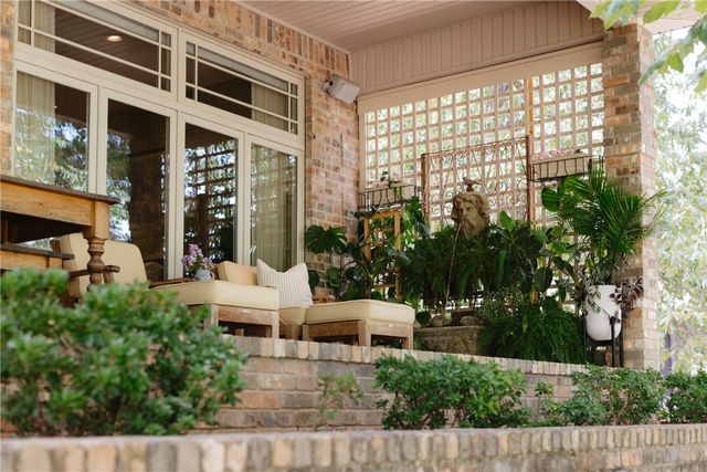 16 Ellwood Circle, Bella Vista, AR 72715