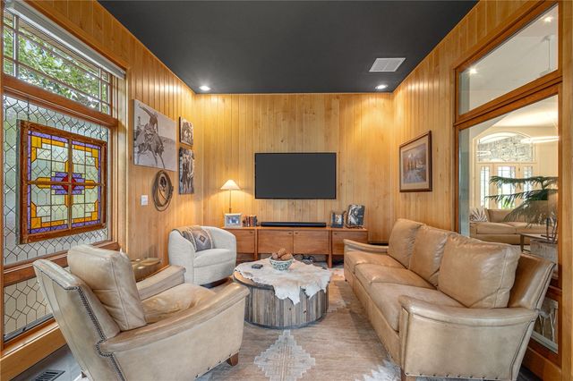 16 Ellwood Circle, Bella Vista, AR 72715