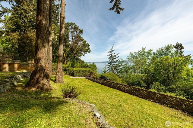 281 Harrington Road, Coupeville, WA 98239