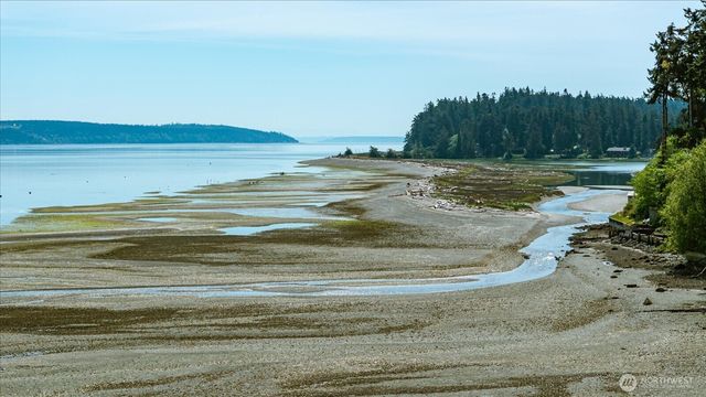 281 Harrington Road, Coupeville, WA 98239