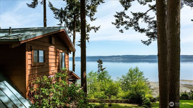 281 Harrington Road, Coupeville, WA 98239