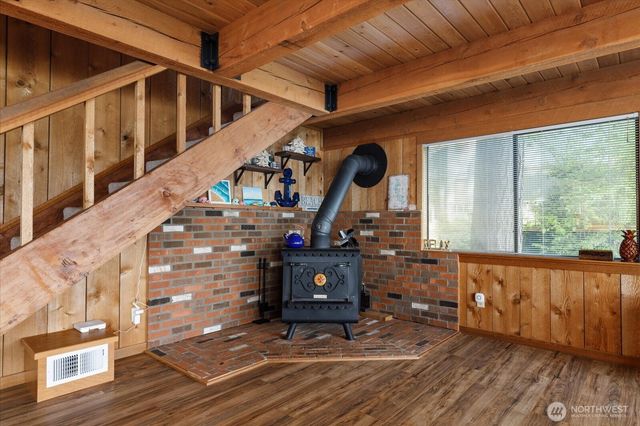281 Harrington Road, Coupeville, WA 98239