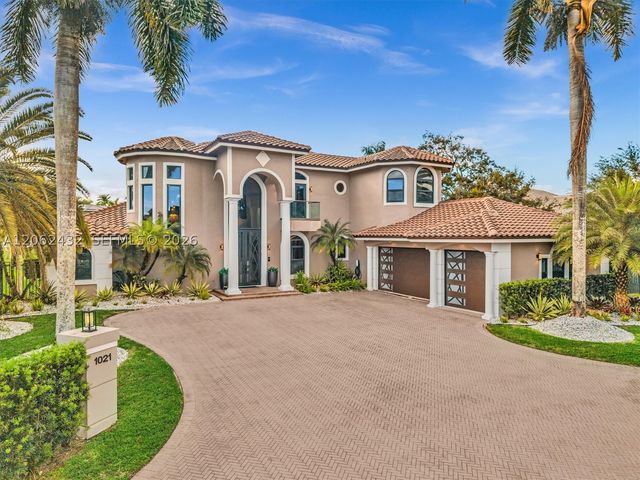 1021 NW 115th Ave, Plantation, FL 33323