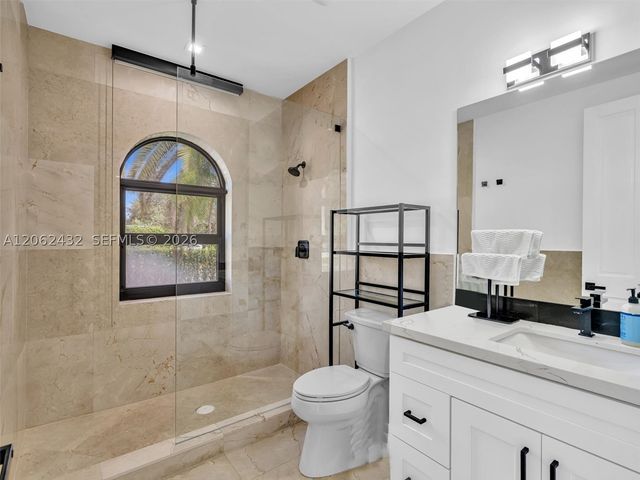 1021 NW 115th Ave, Plantation, FL 33323