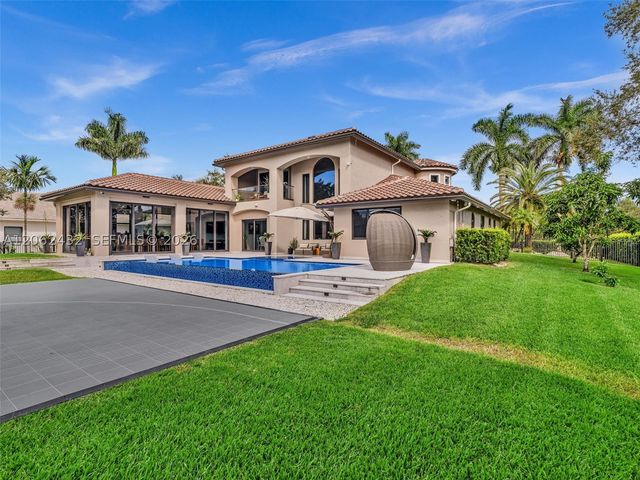 1021 NW 115th Ave, Plantation, FL 33323