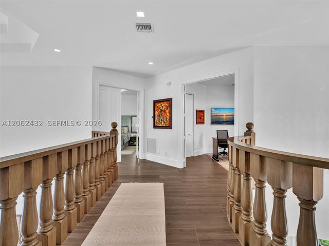 1021 NW 115th Ave, Plantation, FL 33323