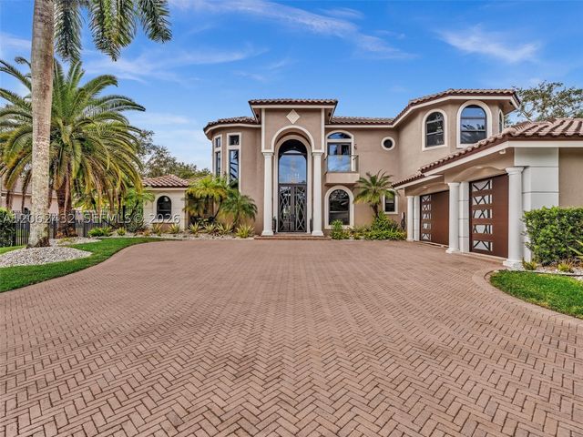 1021 NW 115th Ave, Plantation, FL 33323