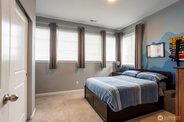 18748 Colwood Avenue NE, Poulsbo, WA 98370