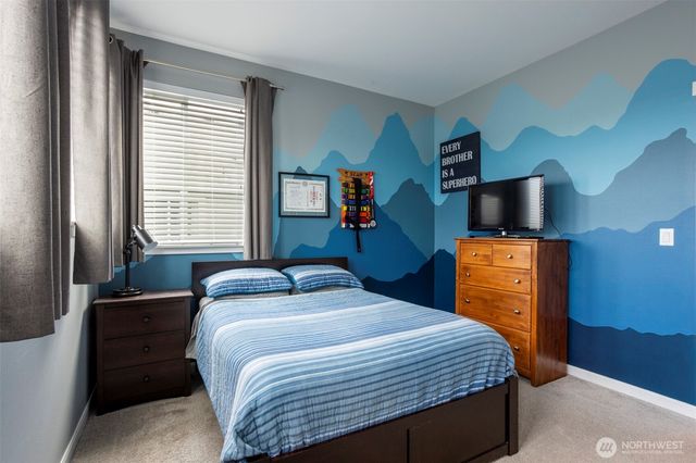 18748 Colwood Avenue NE, Poulsbo, WA 98370