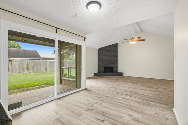 19006 Neath Street, Humble, TX 77346