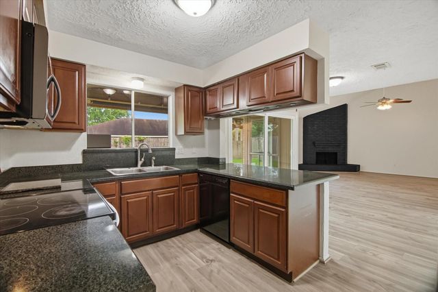 19006 Neath Street, Humble, TX 77346