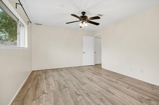 19006 Neath Street, Humble, TX 77346