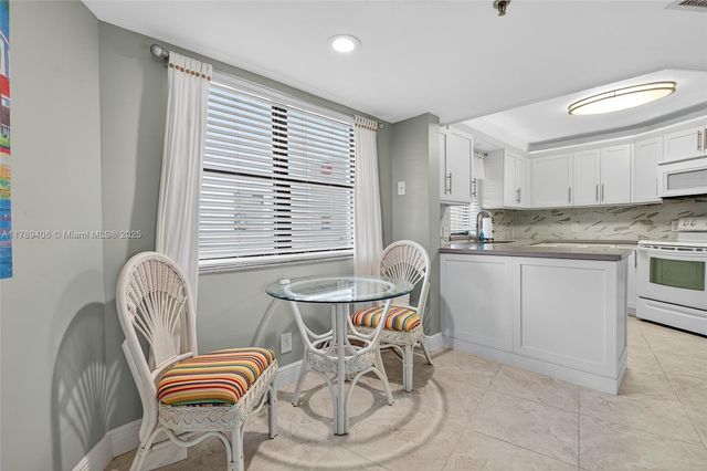 19800 Sandpointe Bay Dr 506, Tequesta, FL 33469