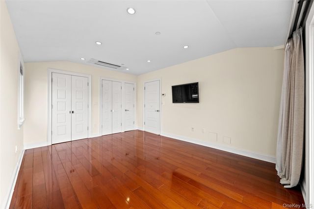185 Battery Avenue 2A, Brooklyn, NY 11209