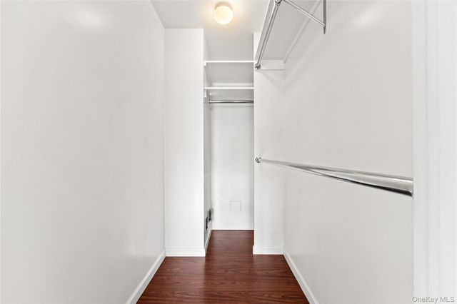 185 Battery Avenue 2A, Brooklyn, NY 11209