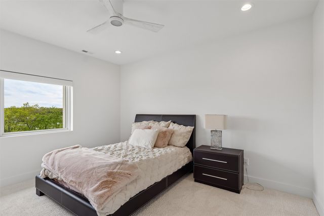 1505 S Dawsons Cove, West Des Moines, IA 50266