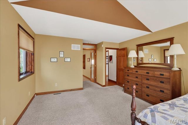 19463 Babler Forest Road, Chesterfield, MO 63005