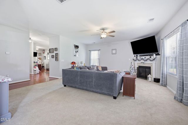 1612 Bancroft Court, Graham, NC 27253