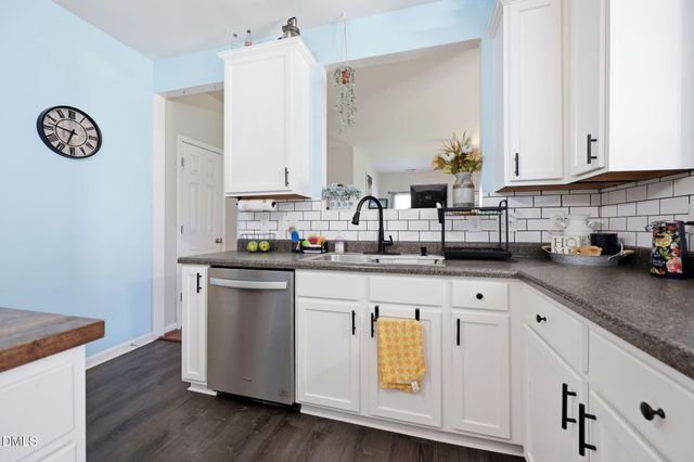 1612 Bancroft Court, Graham, NC 27253