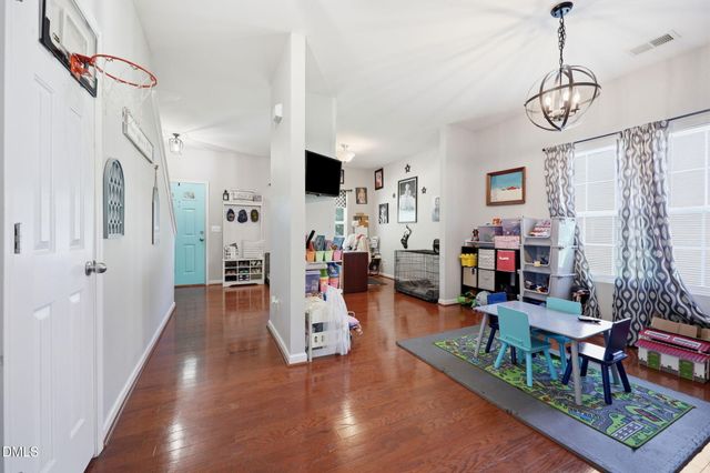 1612 Bancroft Court, Graham, NC 27253
