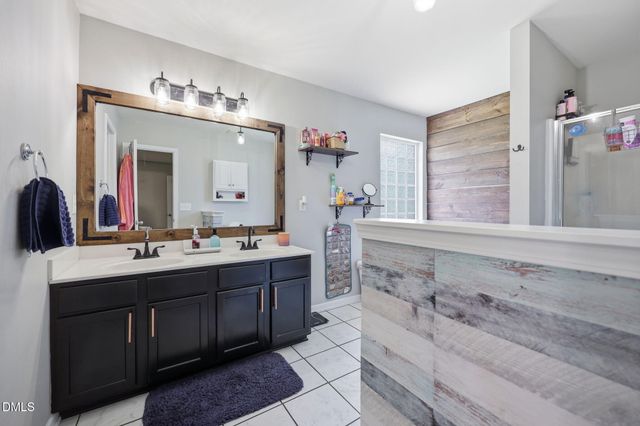 1612 Bancroft Court, Graham, NC 27253