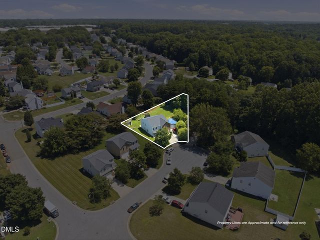 1612 Bancroft Court, Graham, NC 27253
