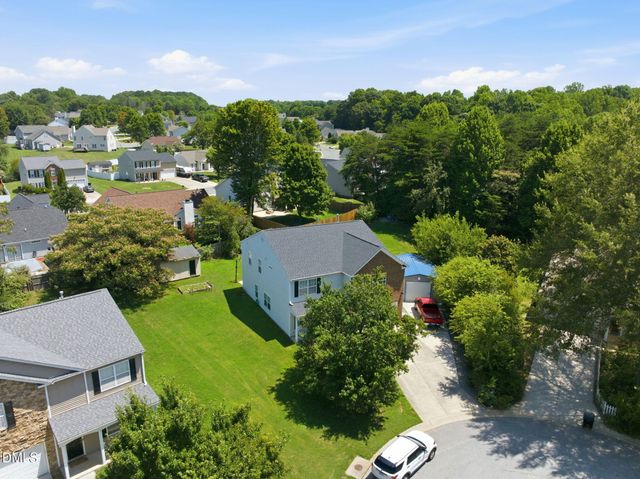 1612 Bancroft Court, Graham, NC 27253