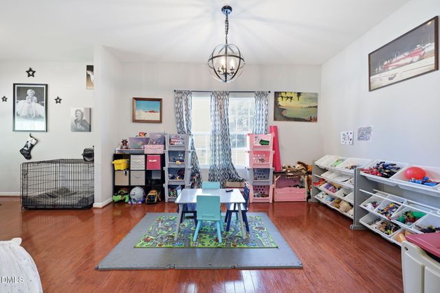 1612 Bancroft Court, Graham, NC 27253