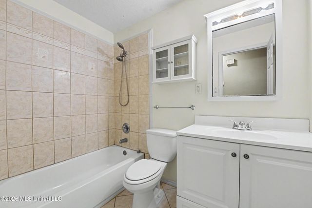 4307 Yosemite Drive, Ocean Springs, MS 39564