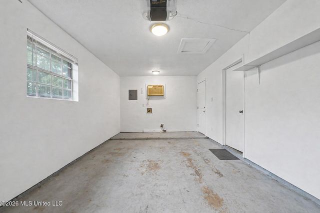 4307 Yosemite Drive, Ocean Springs, MS 39564
