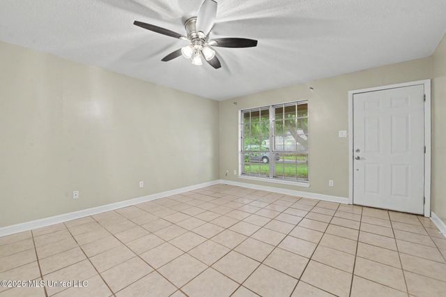 4307 Yosemite Drive, Ocean Springs, MS 39564